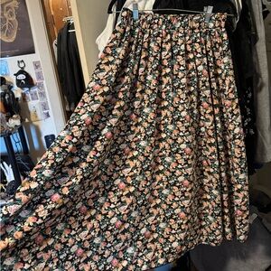 Chic Floral A-Line Skirt